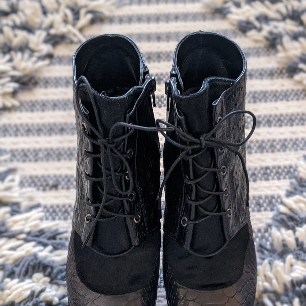 Stuart Weitzman Black Leather Boots Size 8 - Picture 3 of 13